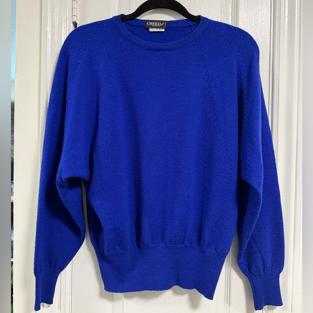 Women’s vintage Vibrant Blue Crewneck Sweater